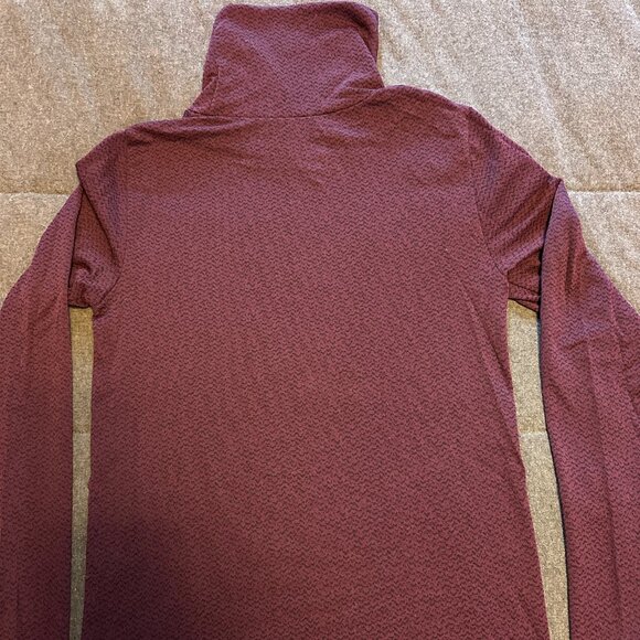 Athleta Flurry Peak Seamless Turtleneck Size S - Picture 5 of 6